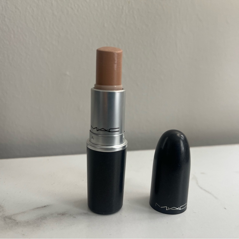MAC Leave Me Breathless lipstick